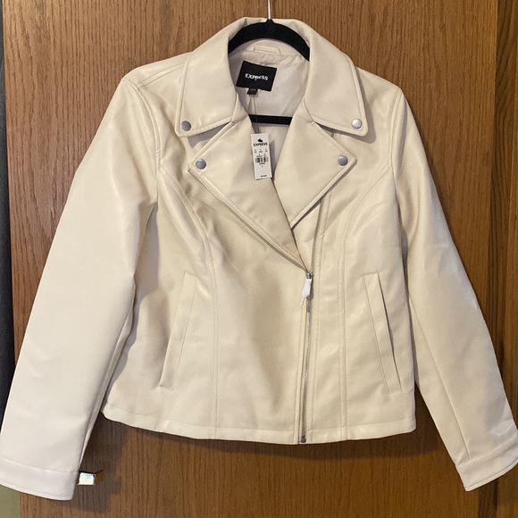 ✨HP✨NWT Express Faux Leather Moto Jacket - Picture 5 of 16